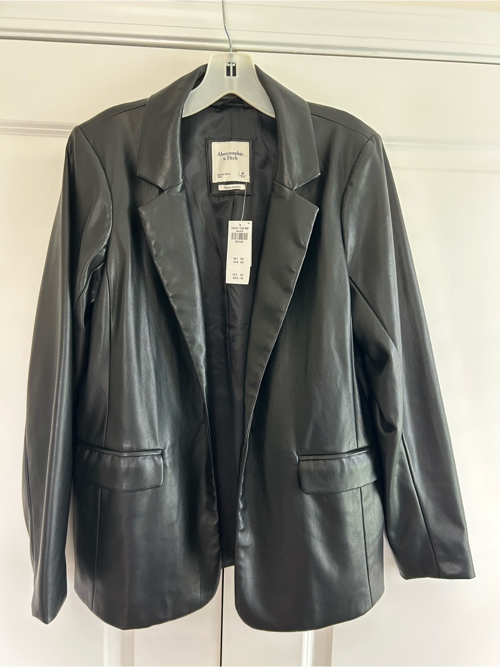Abercrombie & Fitch NWT vegan leather black blazer sz M